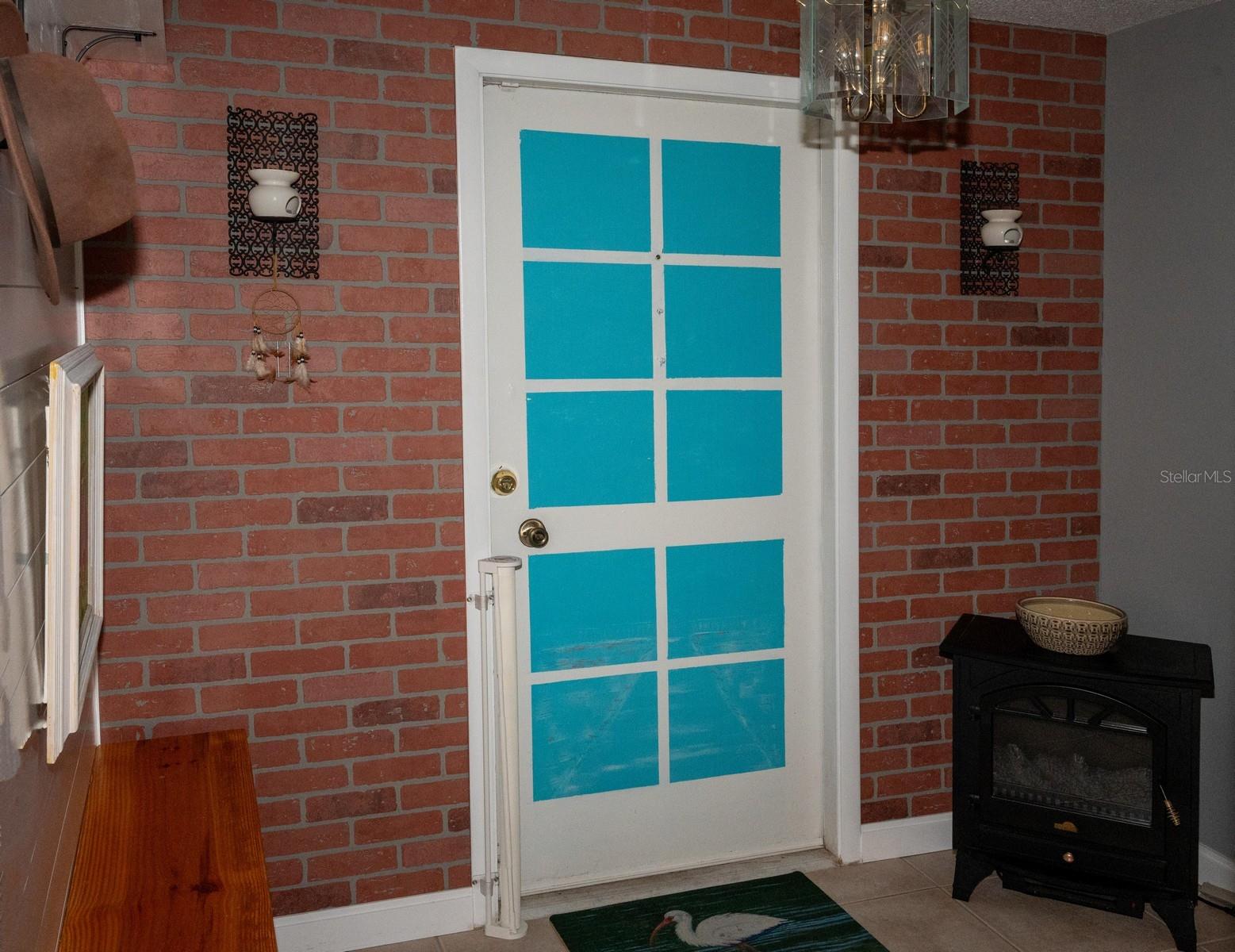 ROTONDA SHORES - Residential