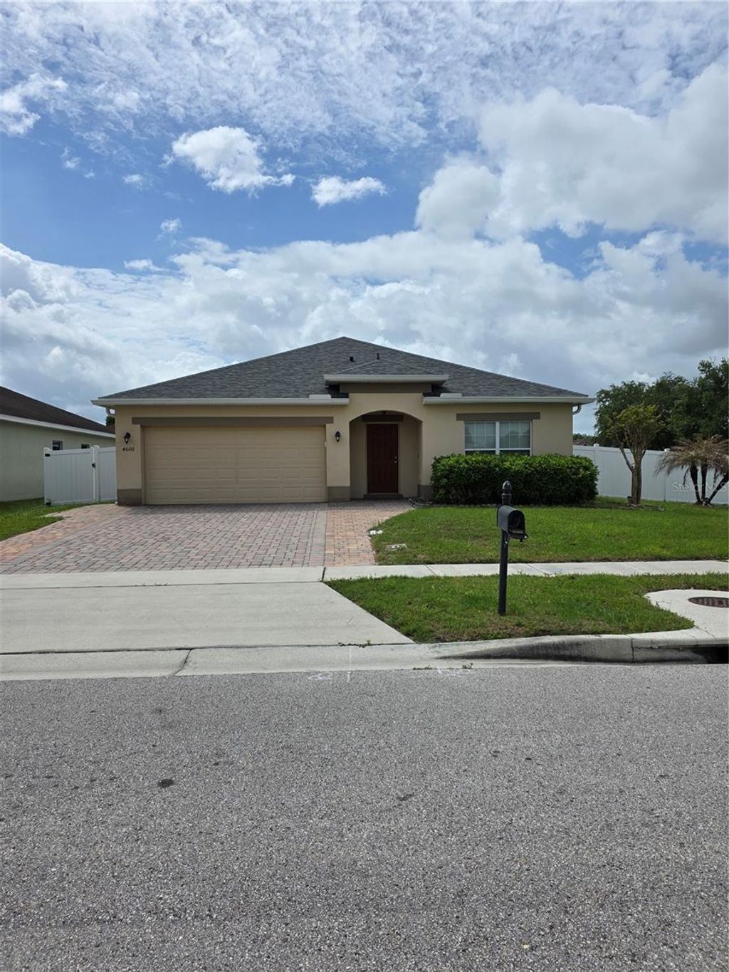 Photo of 4600 Caverns Drive, Kissimmee, FL 34758 (MLS # S5147012)