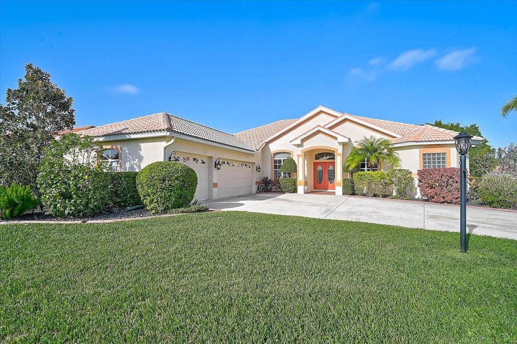 Photo of 4422 Mcintosh Lake Avenue, Sarasota, FL 34233 (MLS # A4686220)