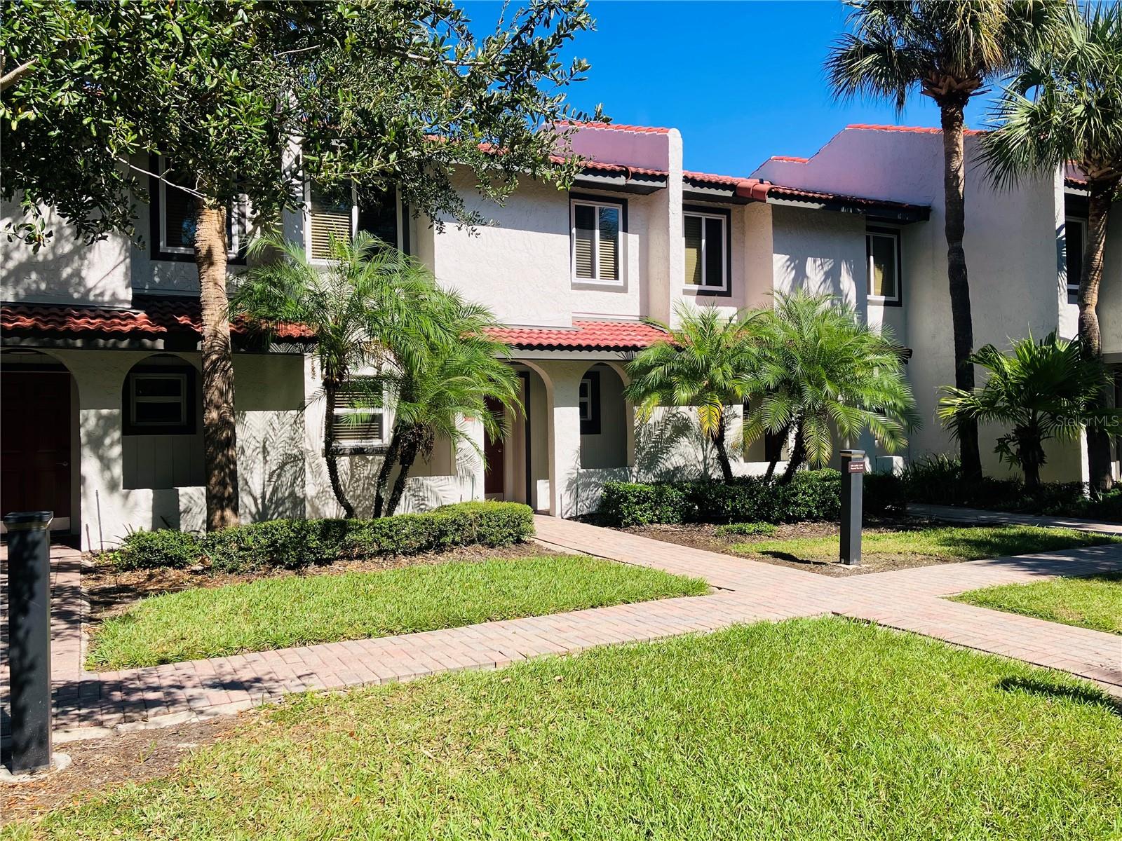 FANTASYWORLD CLUB VILLAS UNIT 1 - Residential Lease