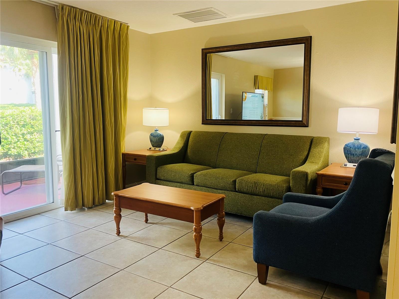 FANTASYWORLD CLUB VILLAS UNIT 1 - Residential Lease