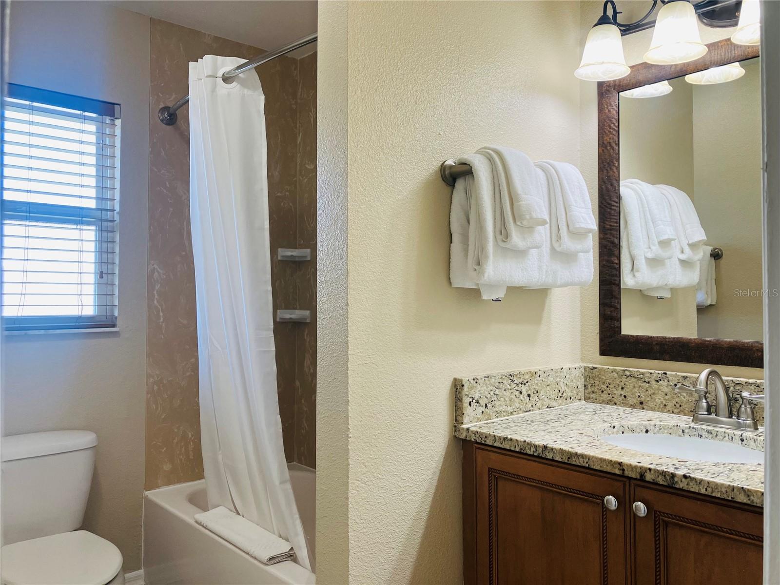 FANTASYWORLD CLUB VILLAS UNIT 1 - Residential Lease