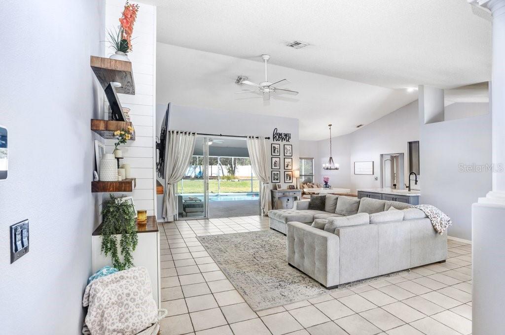 OAKRIDGE ESTATES - Residential