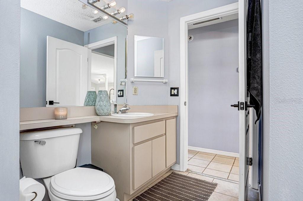 OAKRIDGE ESTATES - Residential