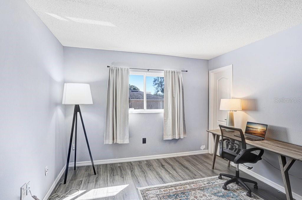 OAKRIDGE ESTATES - Residential