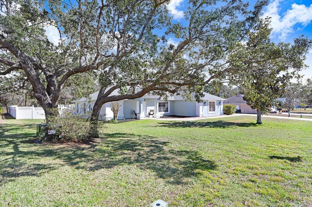 OAKRIDGE ESTATES - Residential