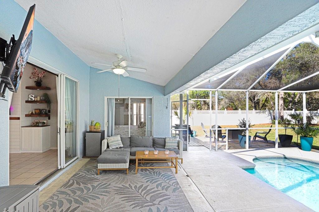 OAKRIDGE ESTATES - Residential