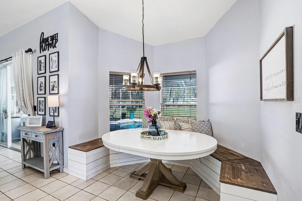 OAKRIDGE ESTATES - Residential