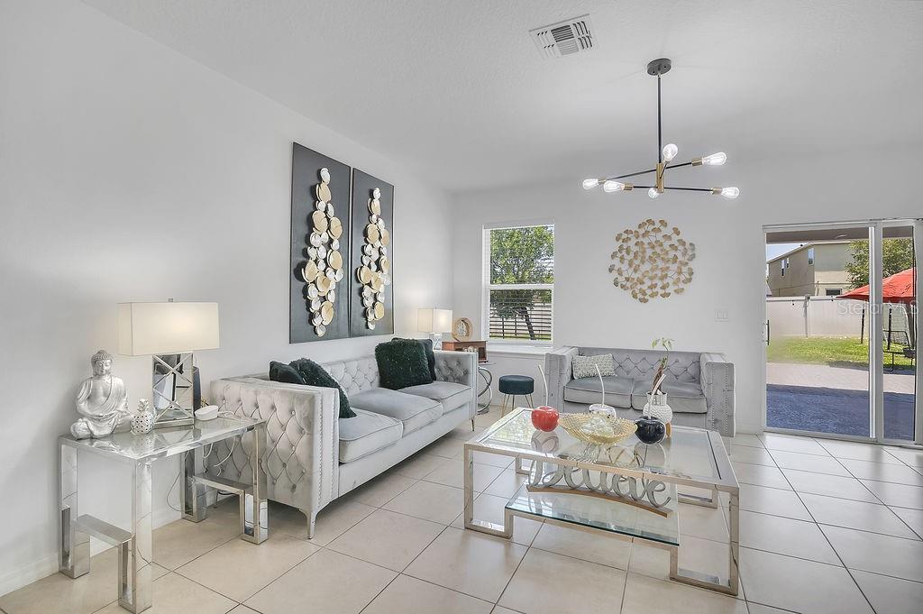 3400 MT VERNON WAY