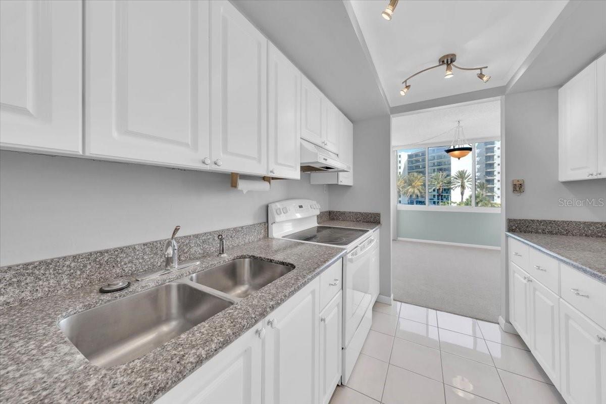660 ISLAND WAY 301