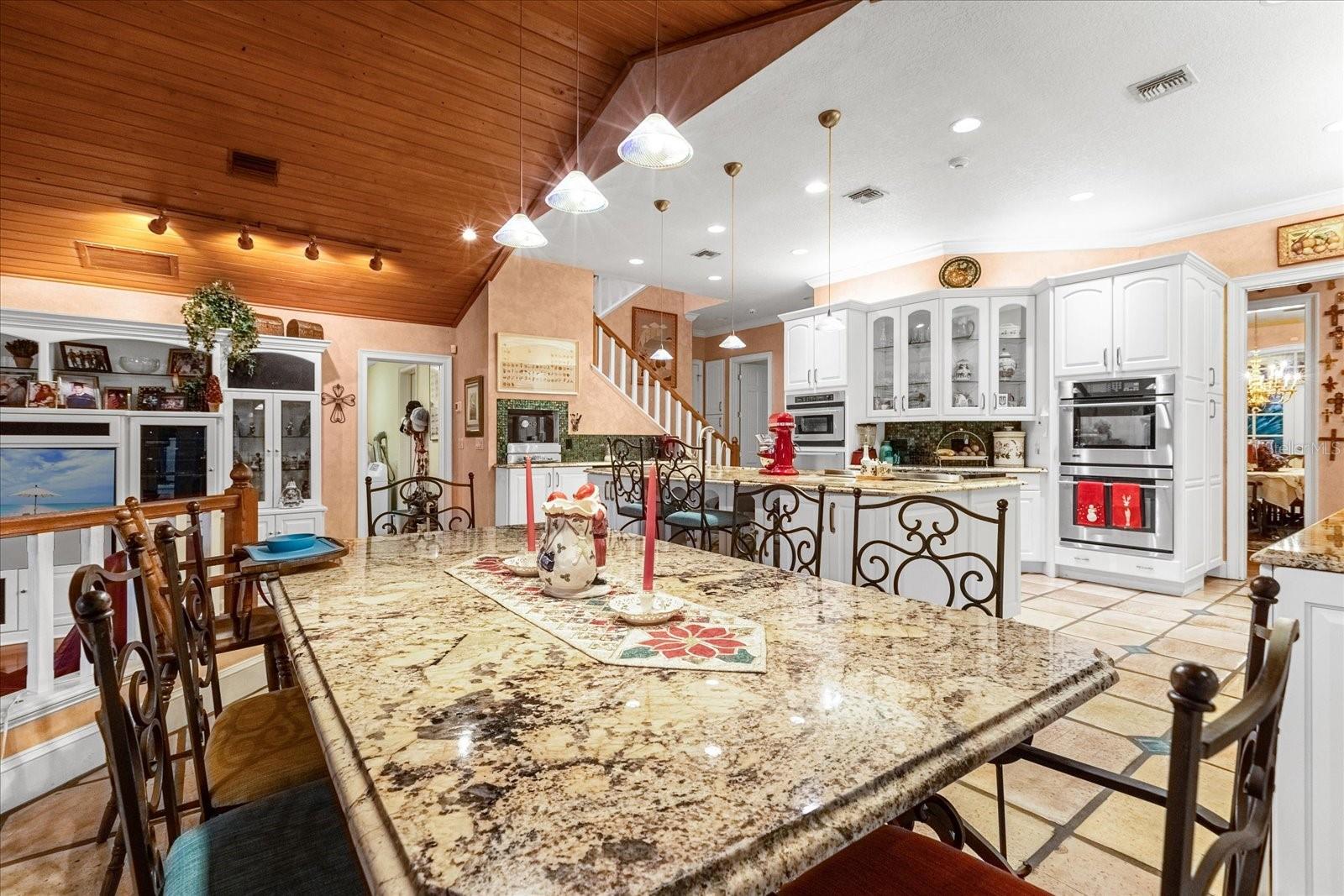 VERSAILLES - Residential