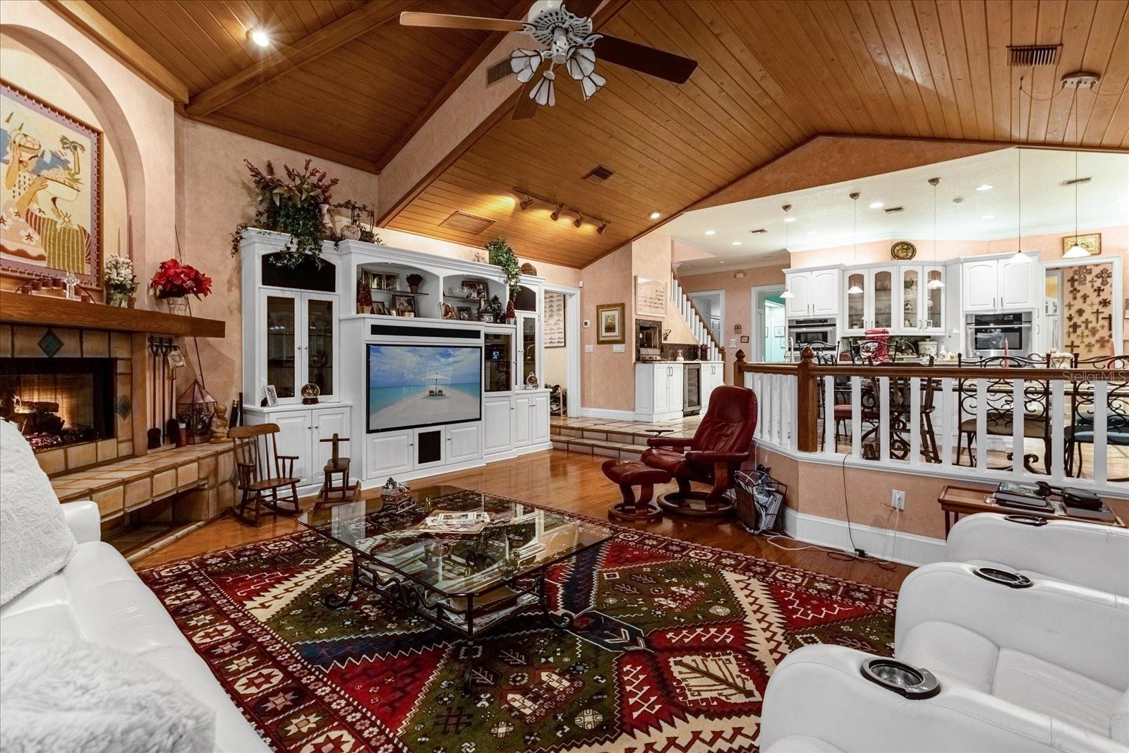 VERSAILLES - Residential