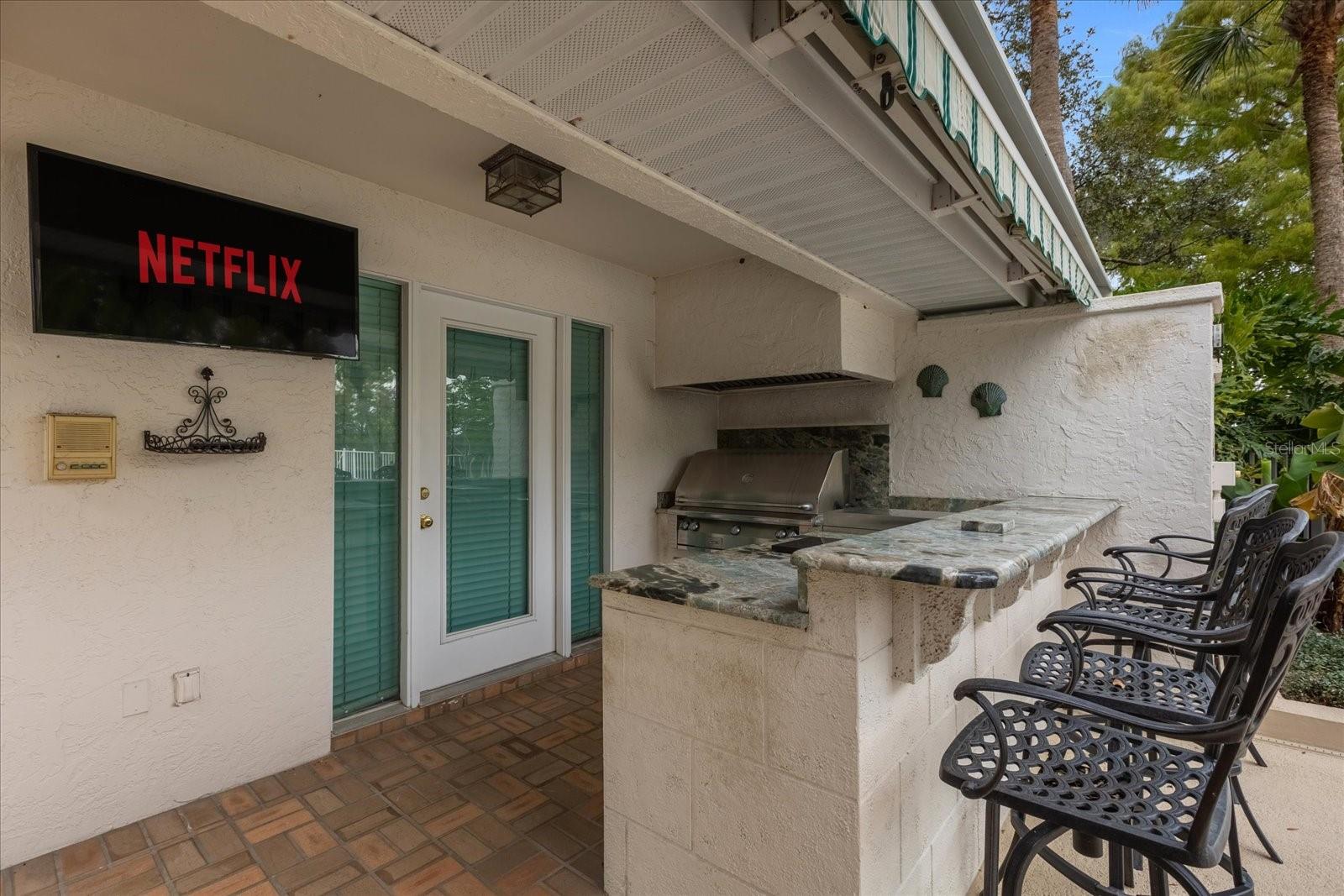 VERSAILLES - Residential