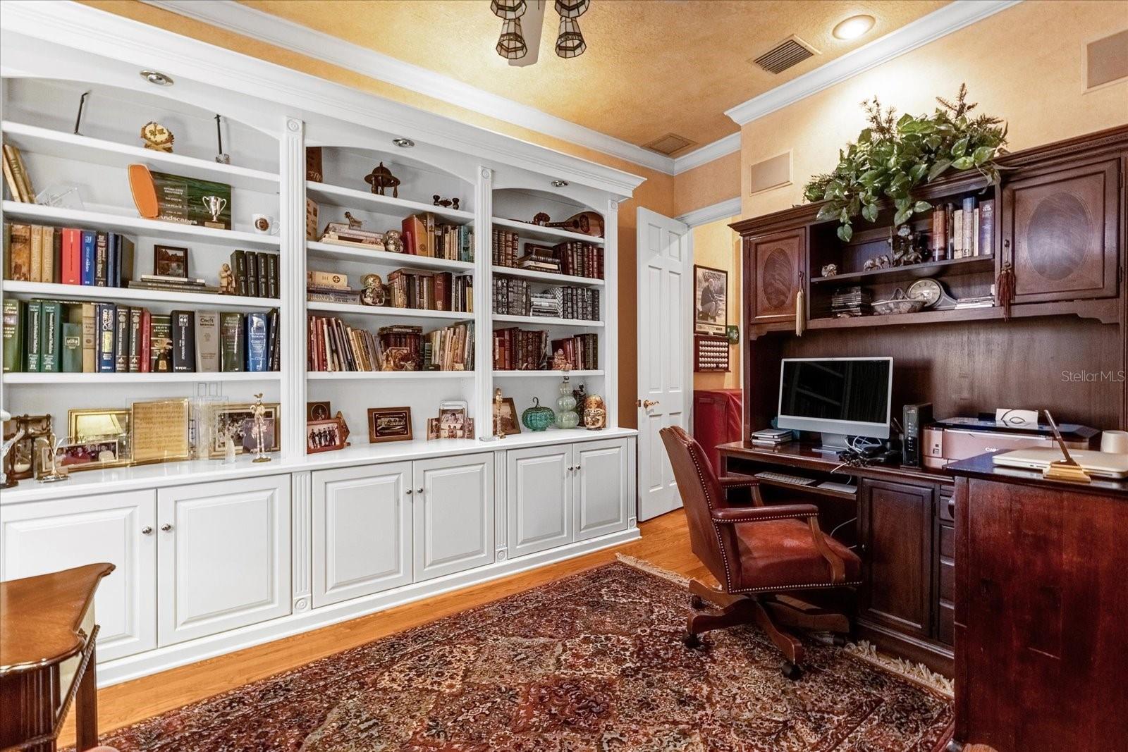 VERSAILLES - Residential