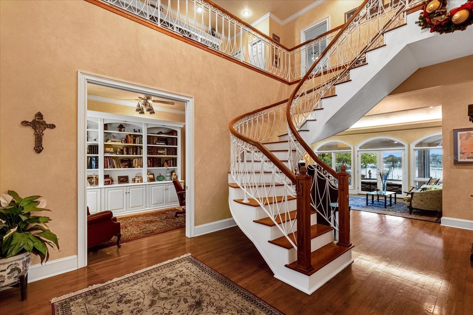 VERSAILLES - Residential