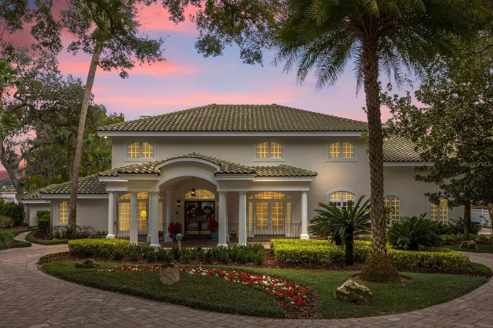 VERSAILLES - Residential