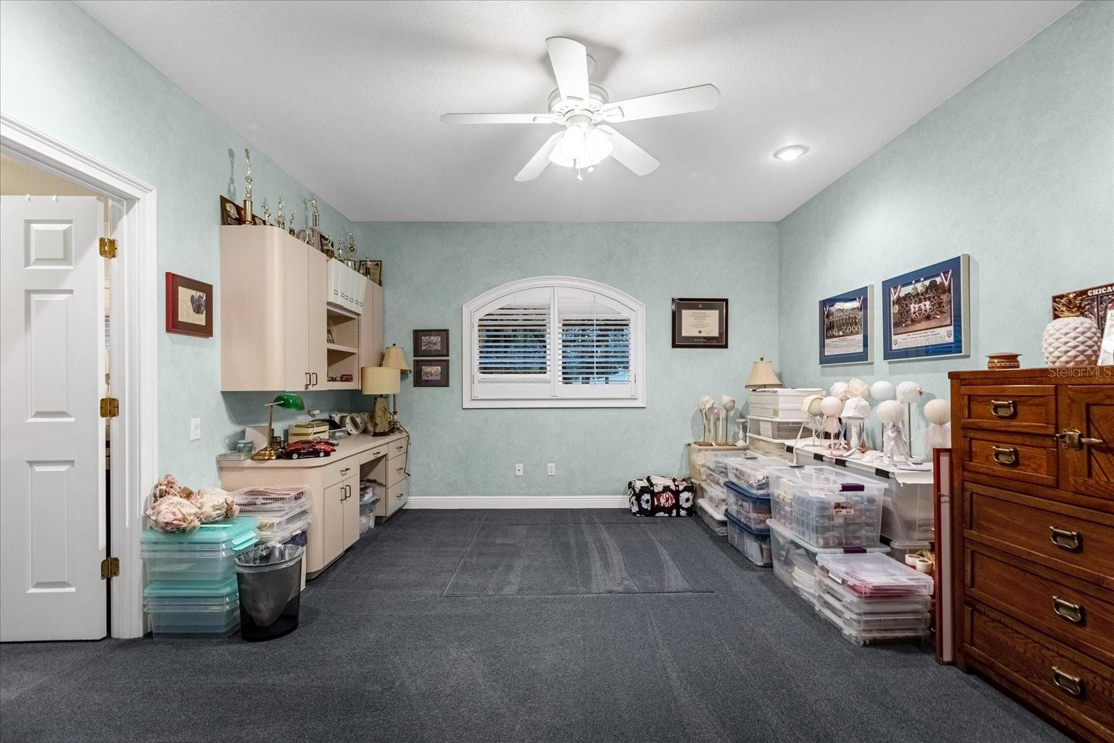 VERSAILLES - Residential