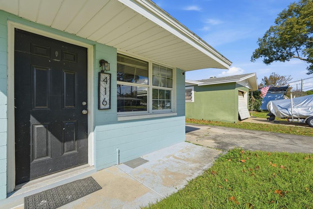 Photo of 416 Plumosa Avenue, Port Orange, FL 32127 (MLS # V4946256)