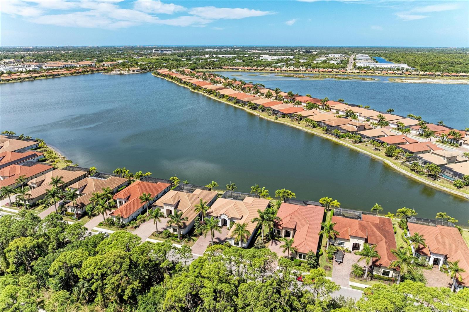 TOSCANA ISLES - Residential