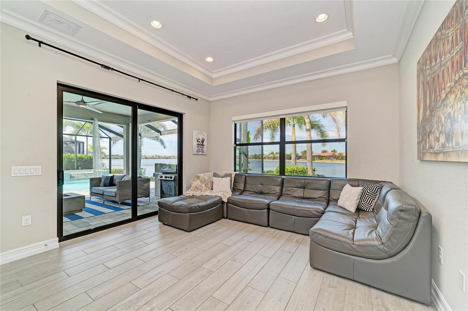 TOSCANA ISLES - Residential