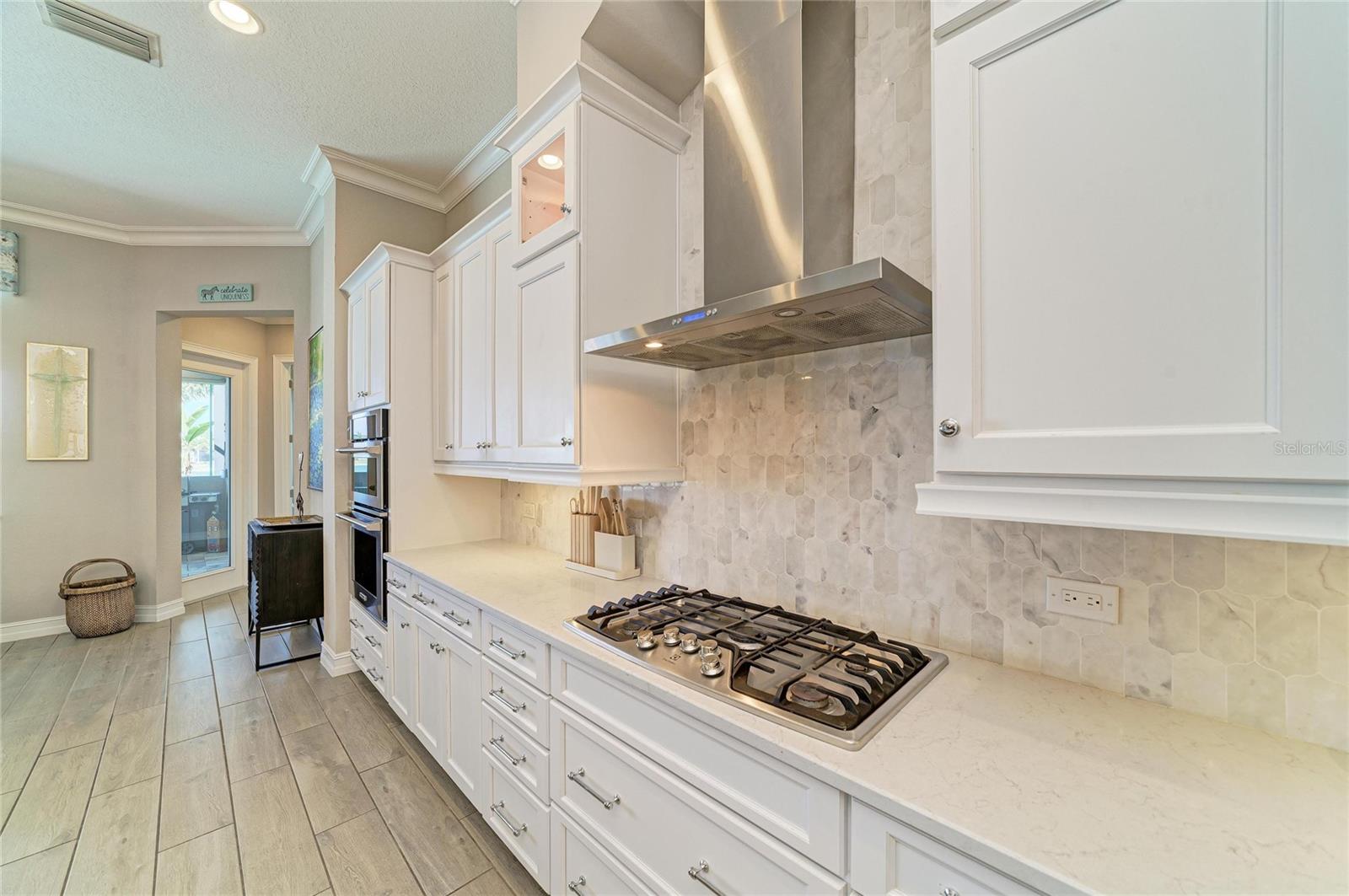 TOSCANA ISLES - Residential
