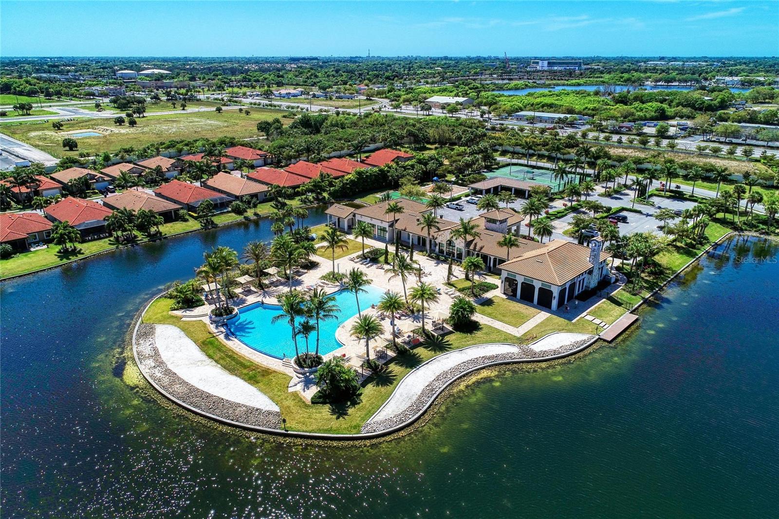 TOSCANA ISLES - Residential