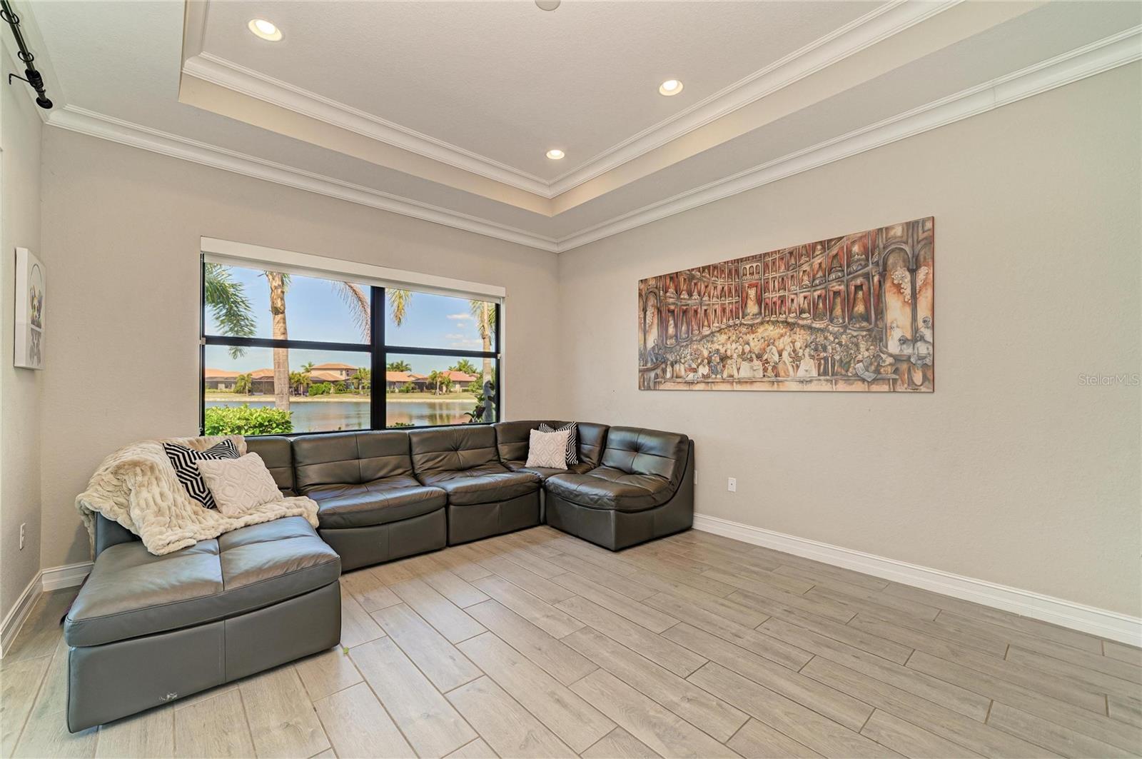 TOSCANA ISLES - Residential