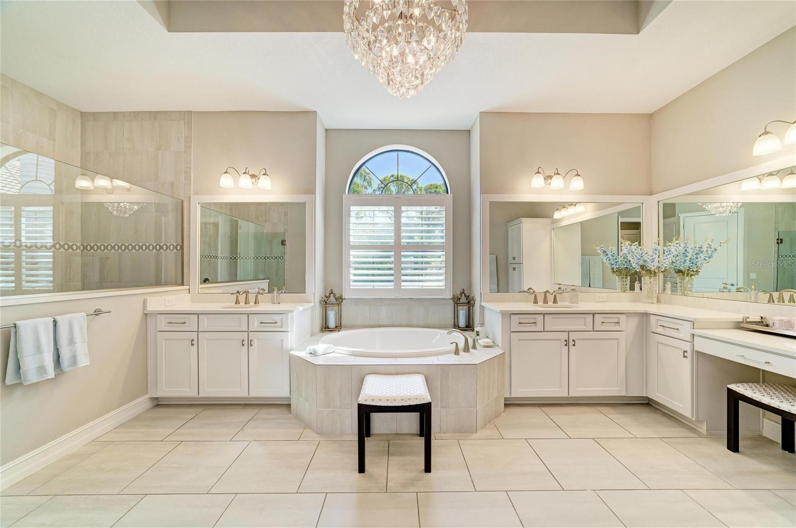 TOSCANA ISLES - Residential