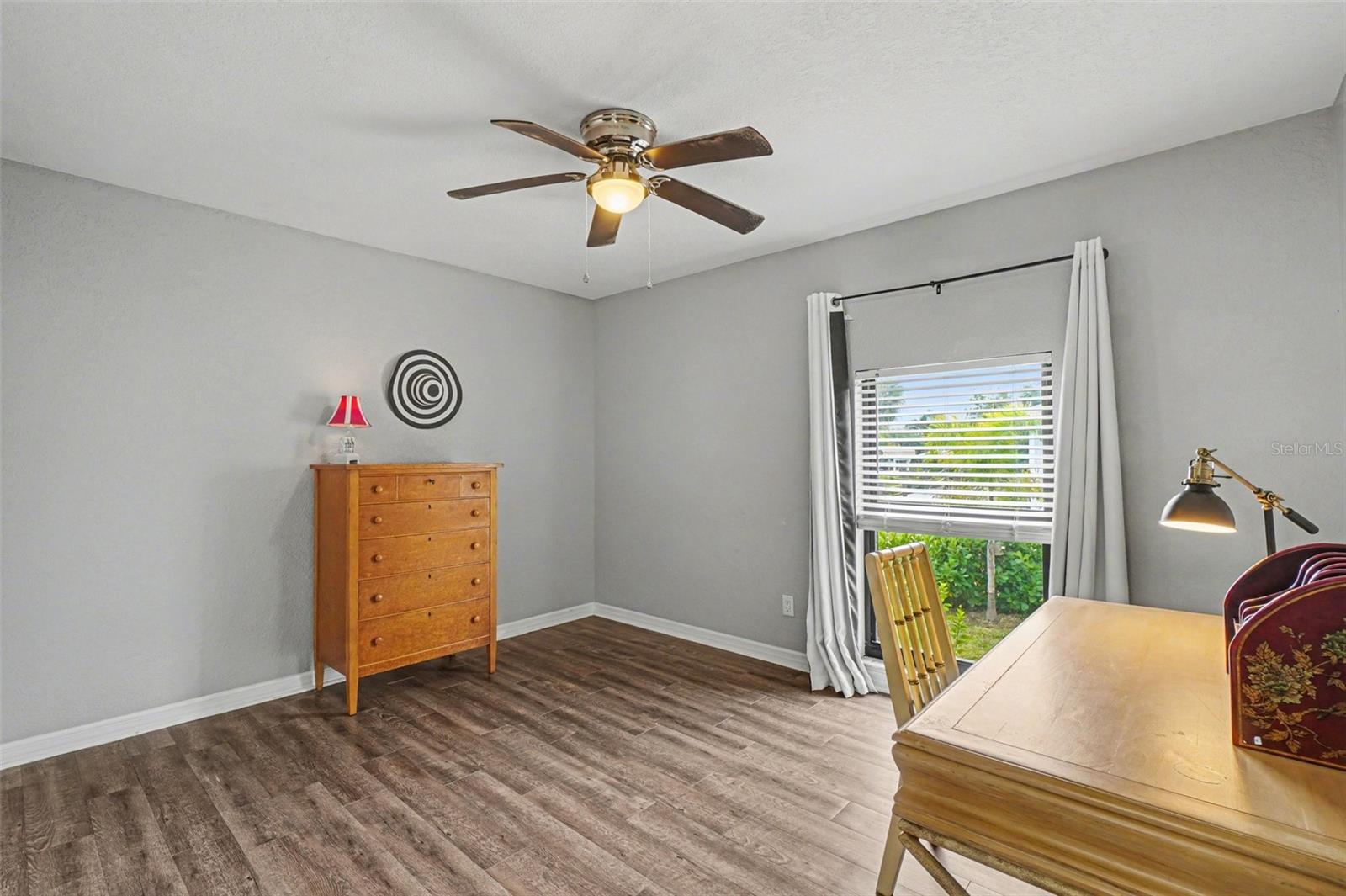 CHARLOTTE PARK - Residential