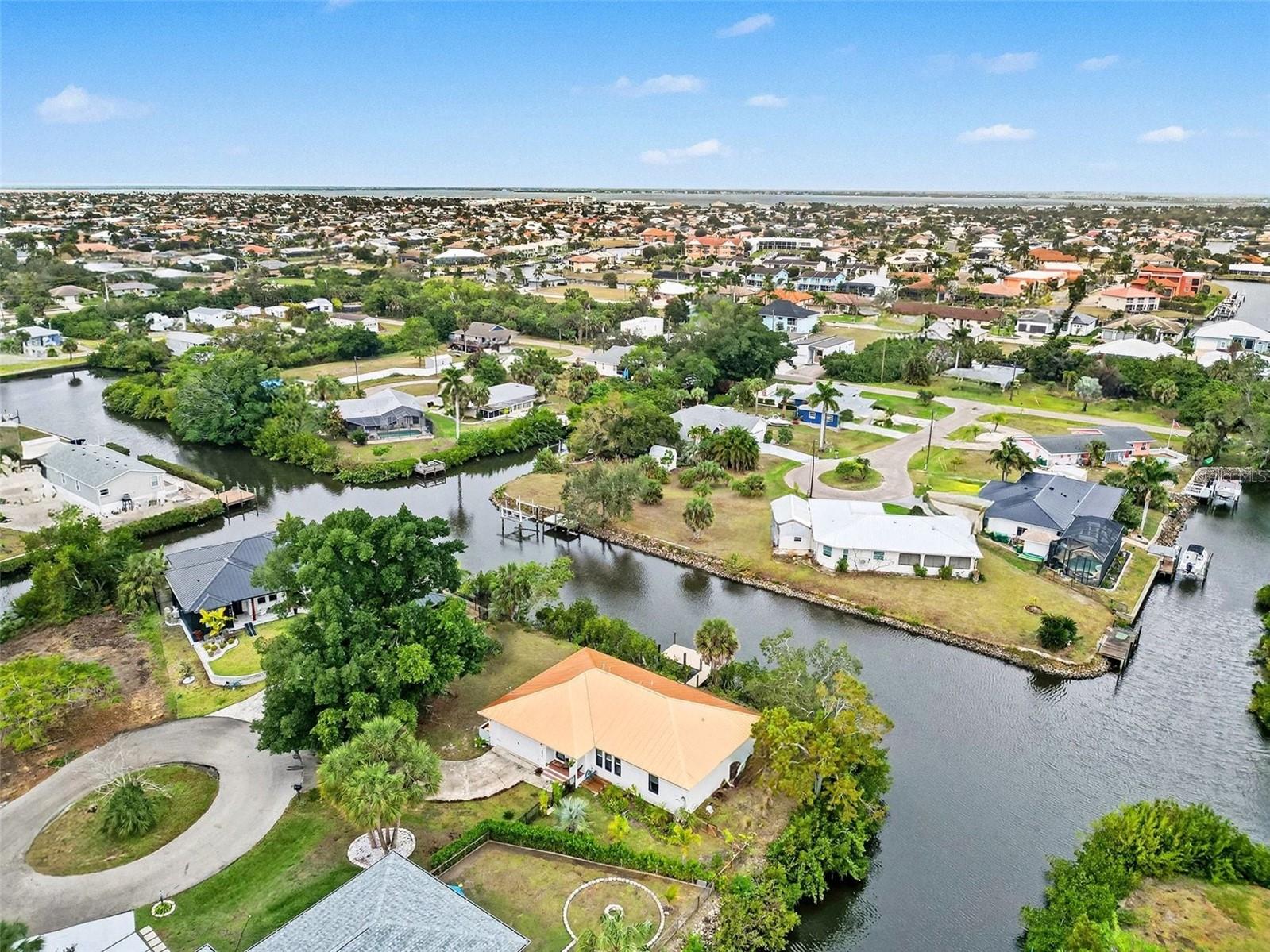 CHARLOTTE PARK - Residential