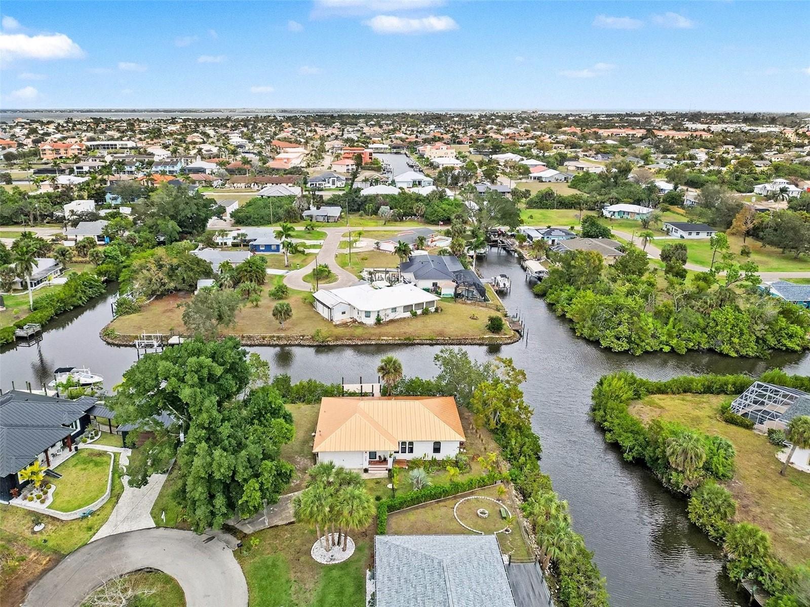 CHARLOTTE PARK - Residential