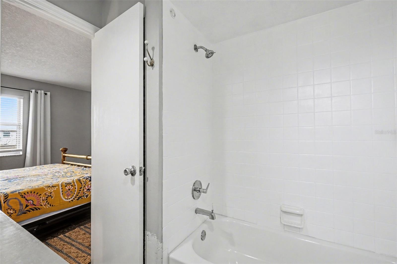 CHARLOTTE PARK - Residential