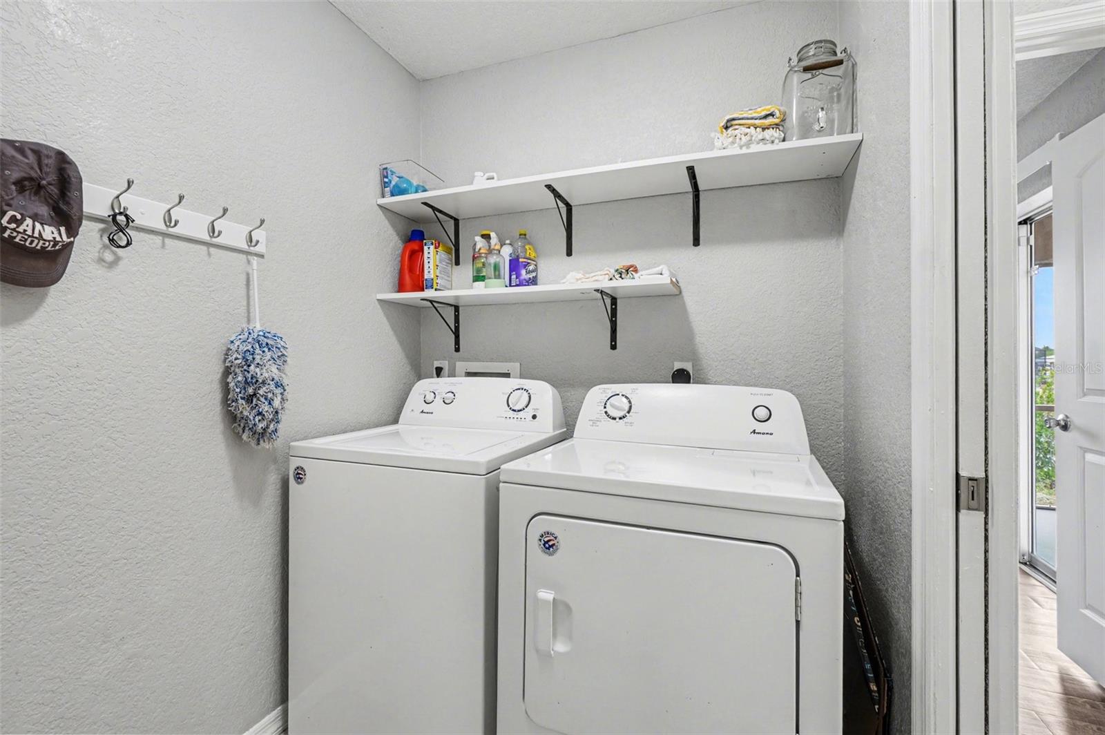 CHARLOTTE PARK - Residential