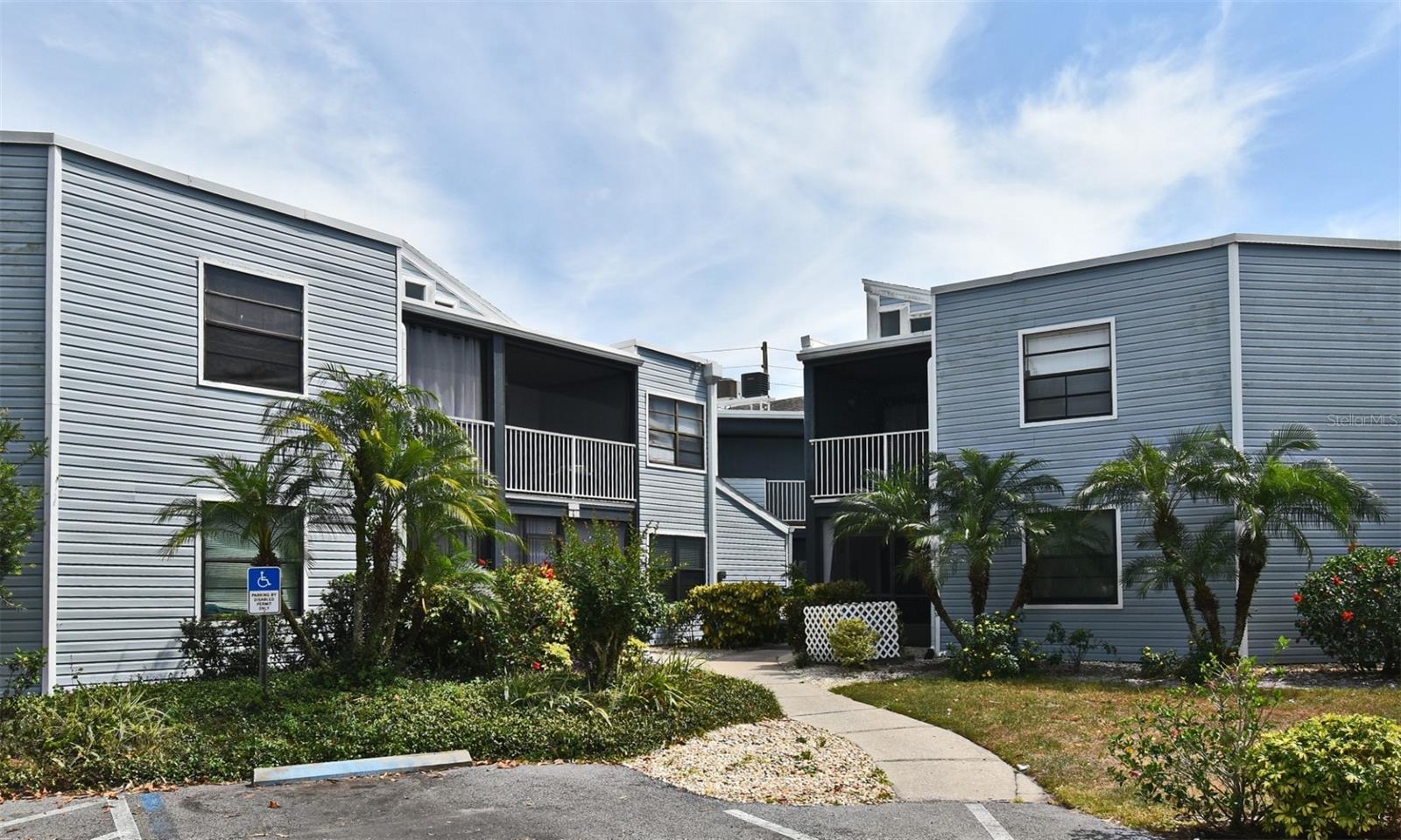 4008 ATRIUM DRIVE U-6