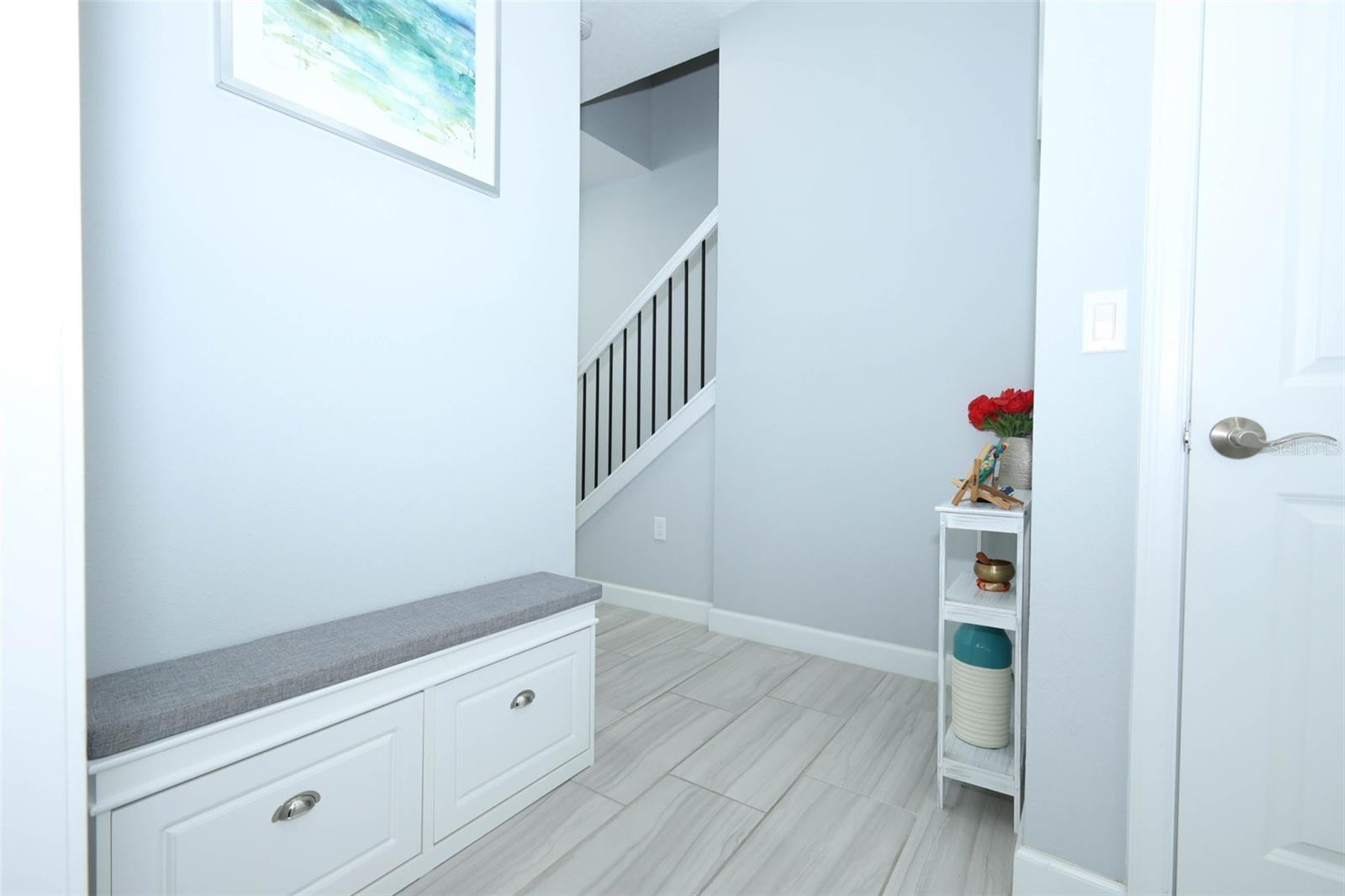 GRANDE OAKS AT HEATHROW - Residential Lease