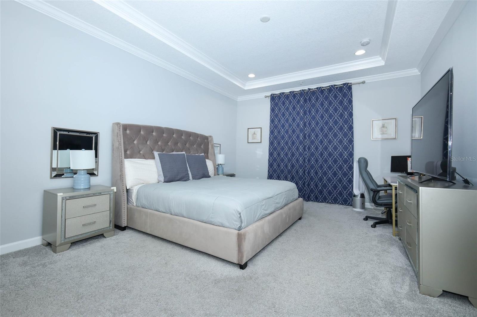 GRANDE OAKS AT HEATHROW - Residential Lease