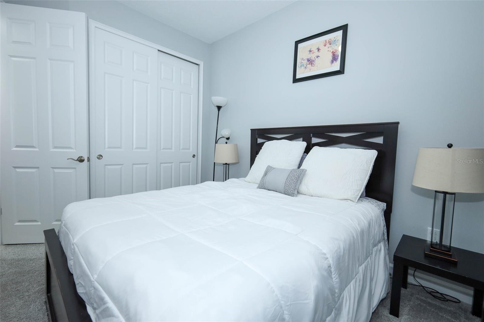 GRANDE OAKS AT HEATHROW - Residential Lease