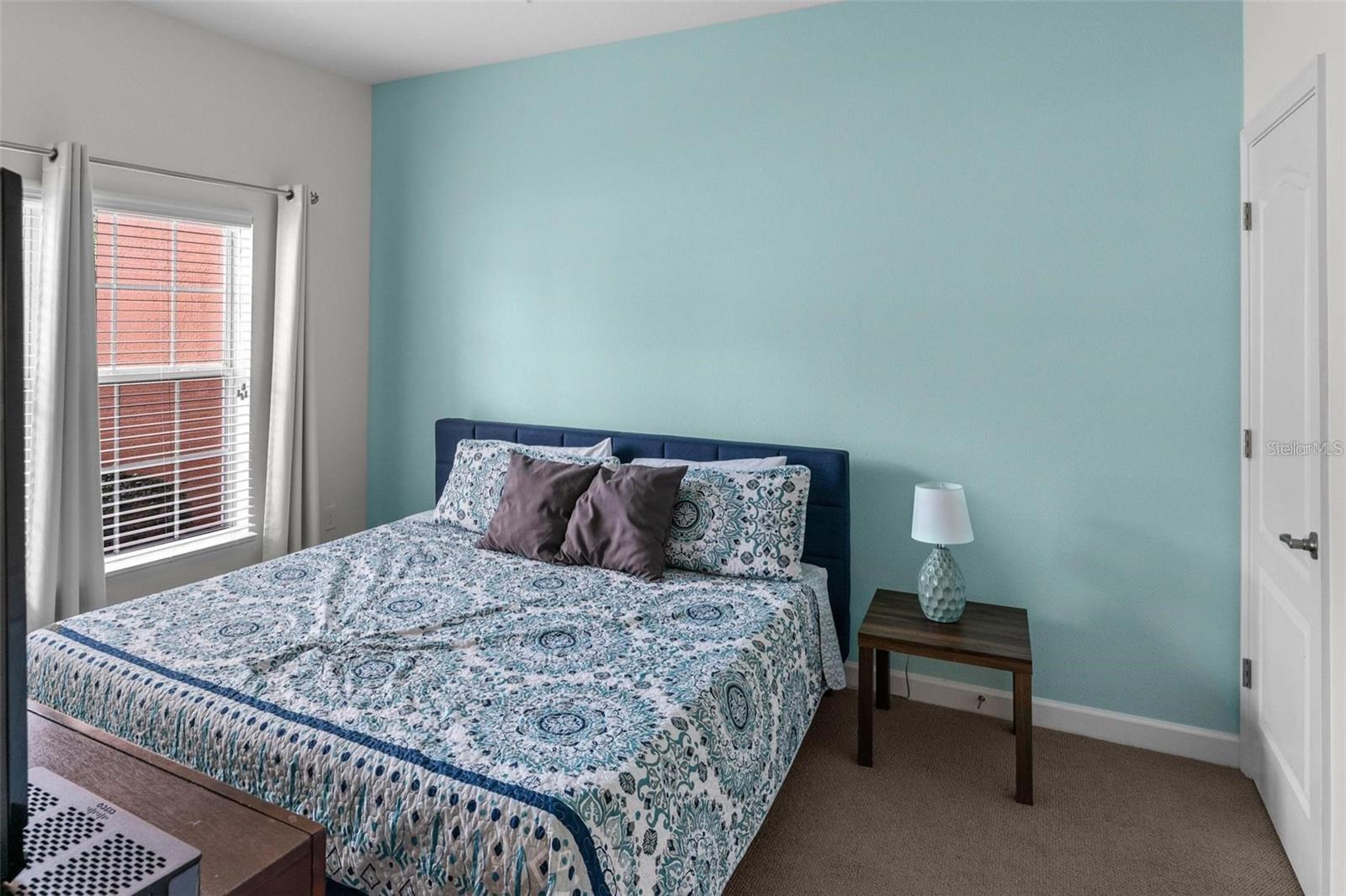 PARADISE PALMS RESIDENCE - Residential