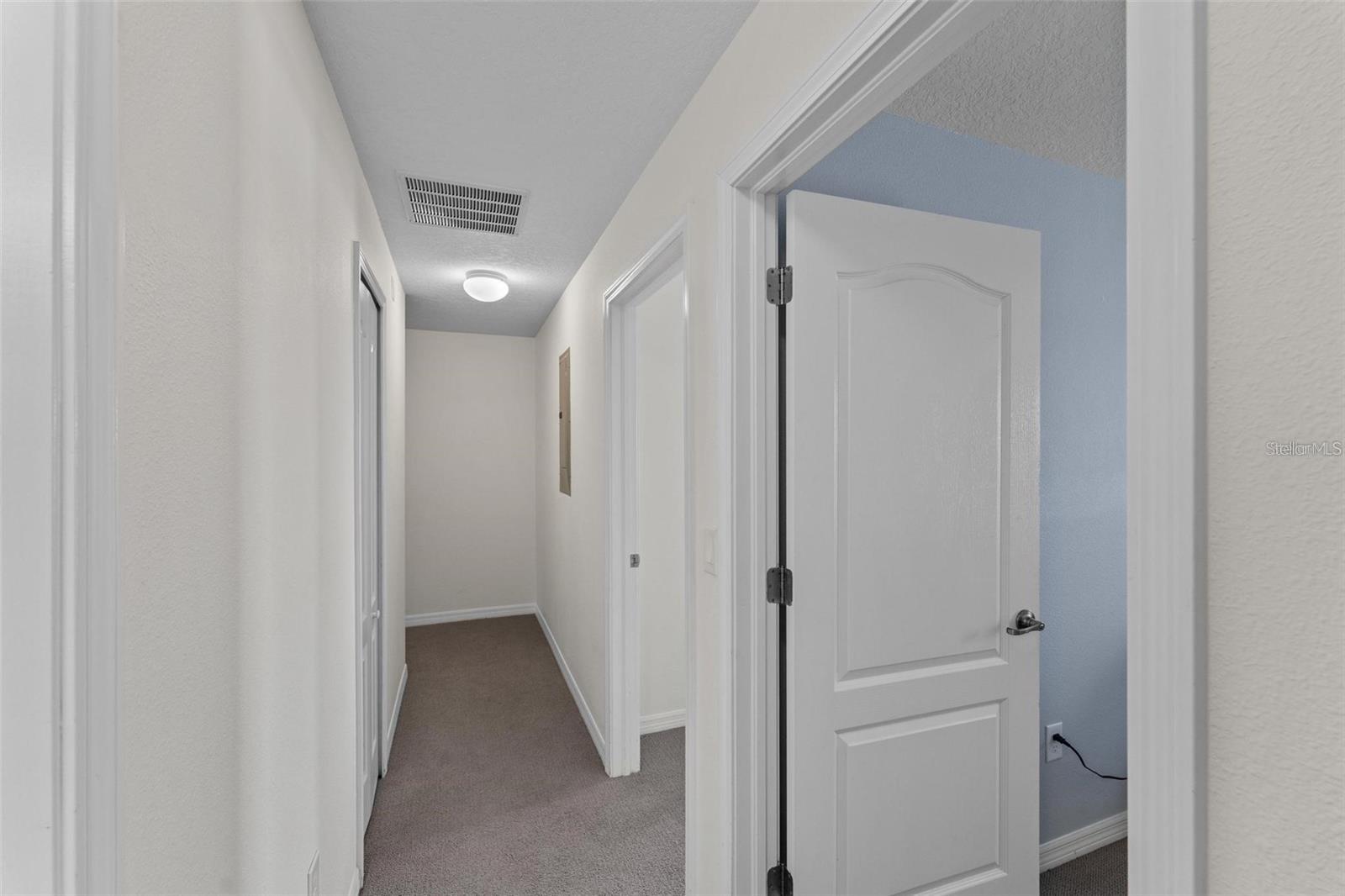 PARADISE PALMS RESIDENCE - Residential