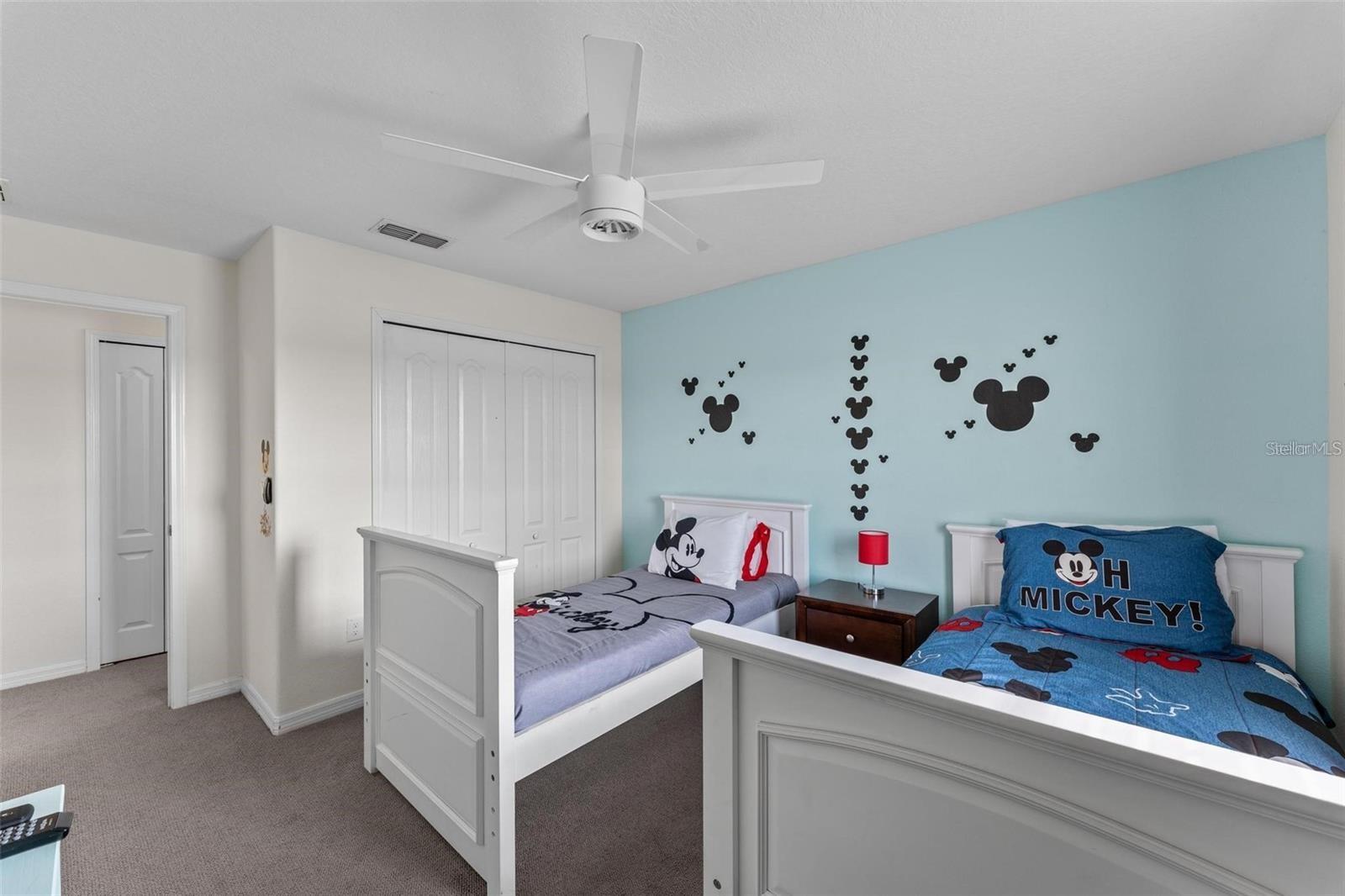 PARADISE PALMS RESIDENCE - Residential