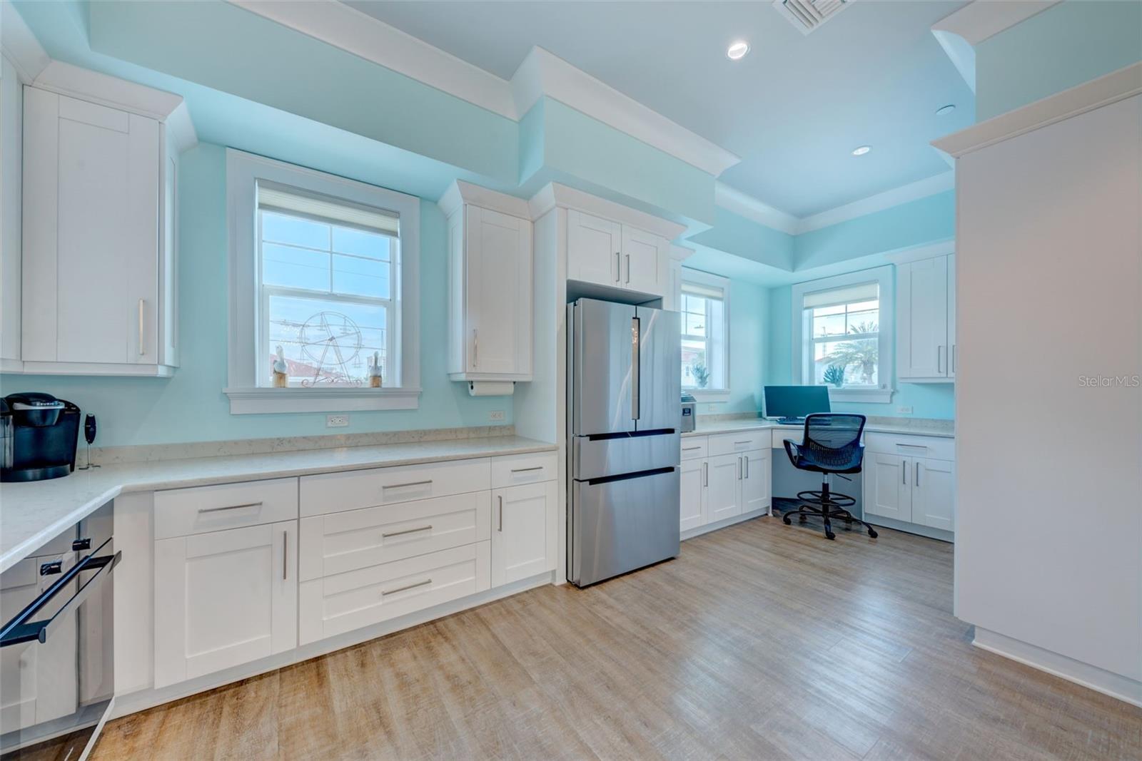 BRIGHTWATER BLUE TWNHMS - Residential