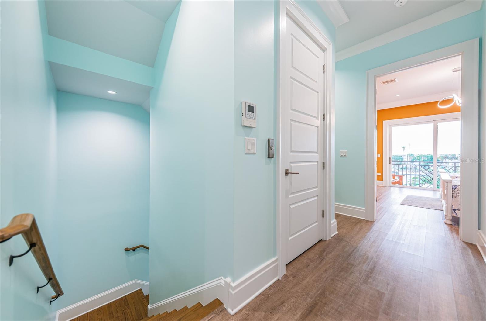 BRIGHTWATER BLUE TWNHMS - Residential