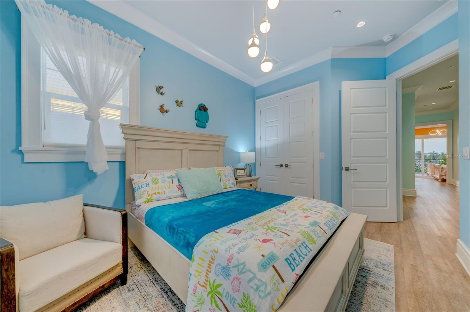 BRIGHTWATER BLUE TWNHMS - Residential