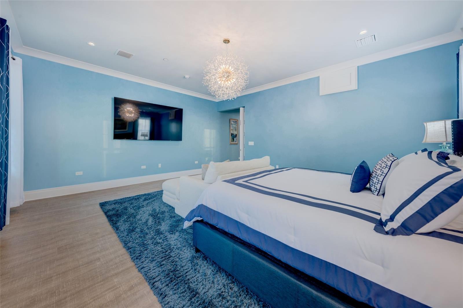 BRIGHTWATER BLUE TWNHMS - Residential