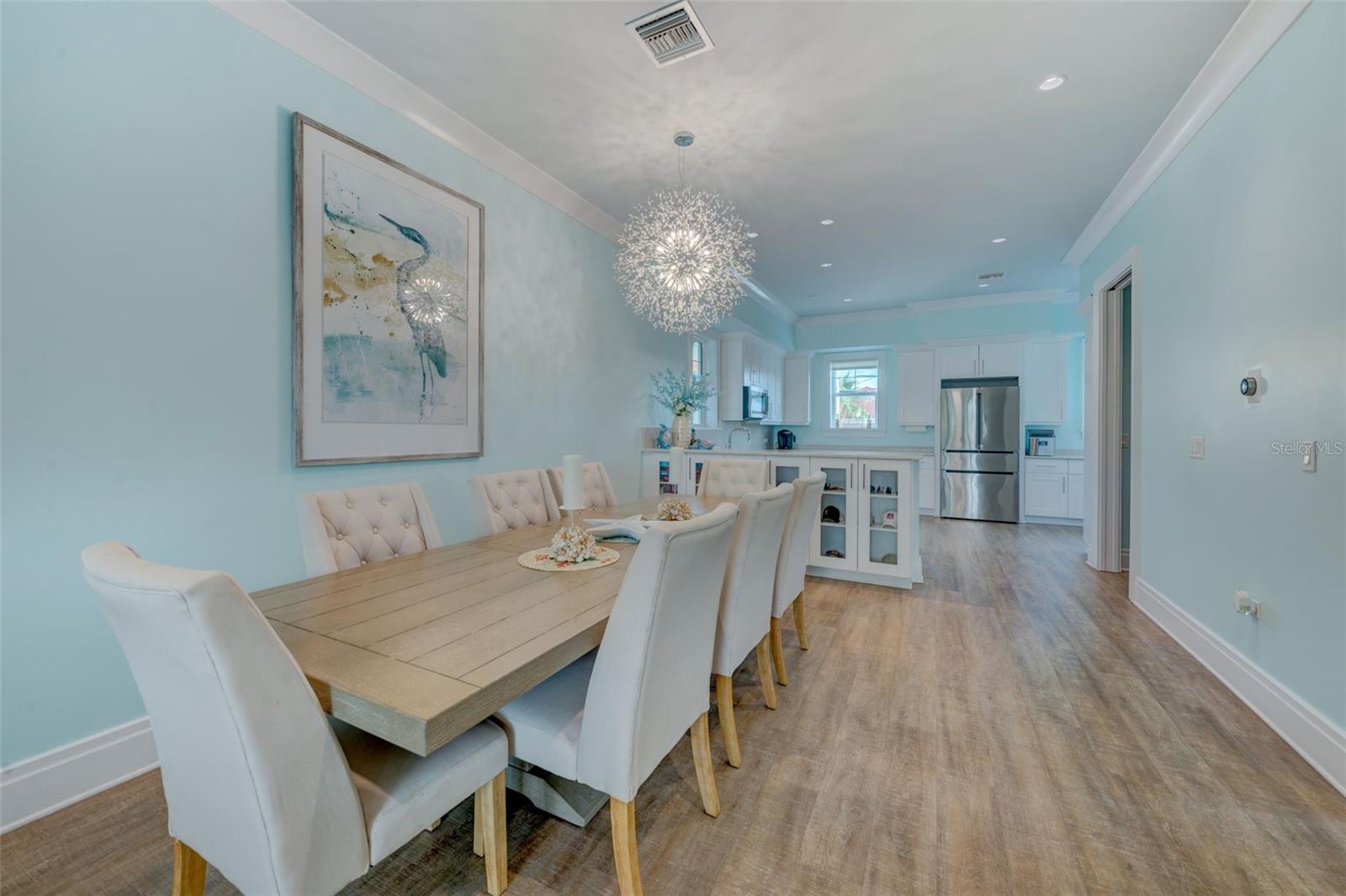 BRIGHTWATER BLUE TWNHMS - Residential