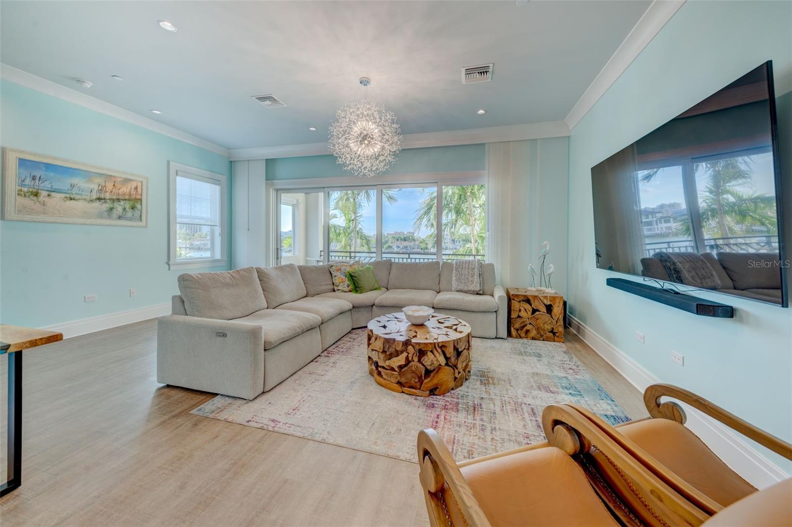 BRIGHTWATER BLUE TWNHMS - Residential