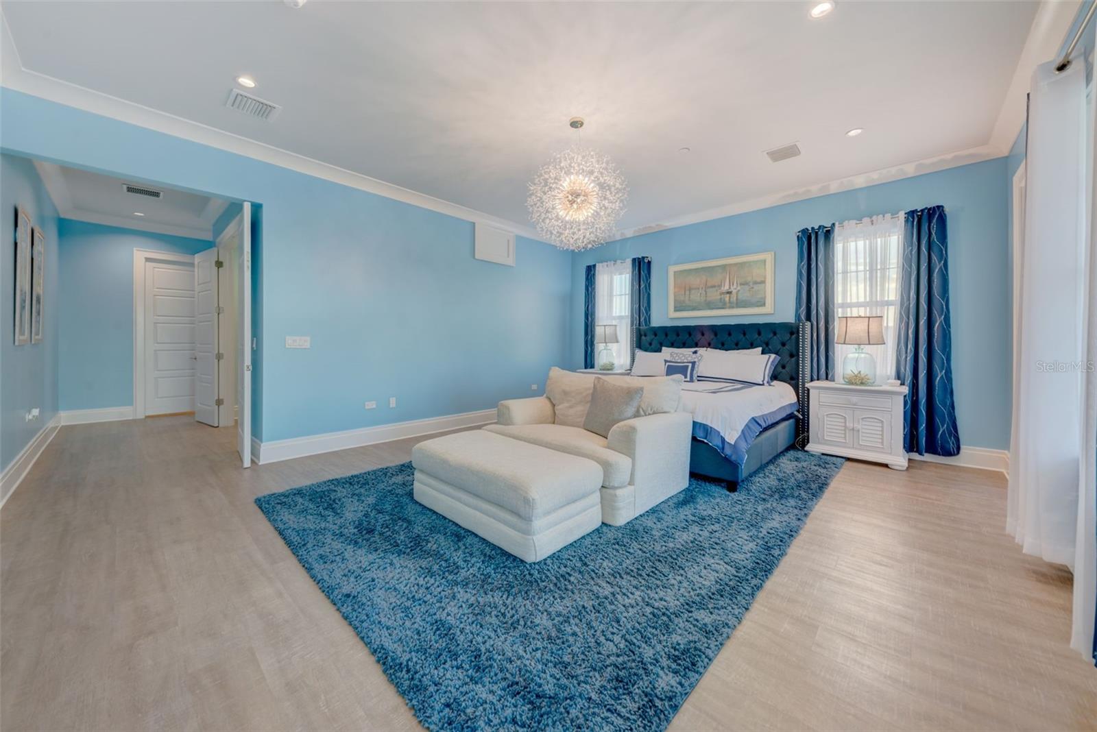 BRIGHTWATER BLUE TWNHMS - Residential