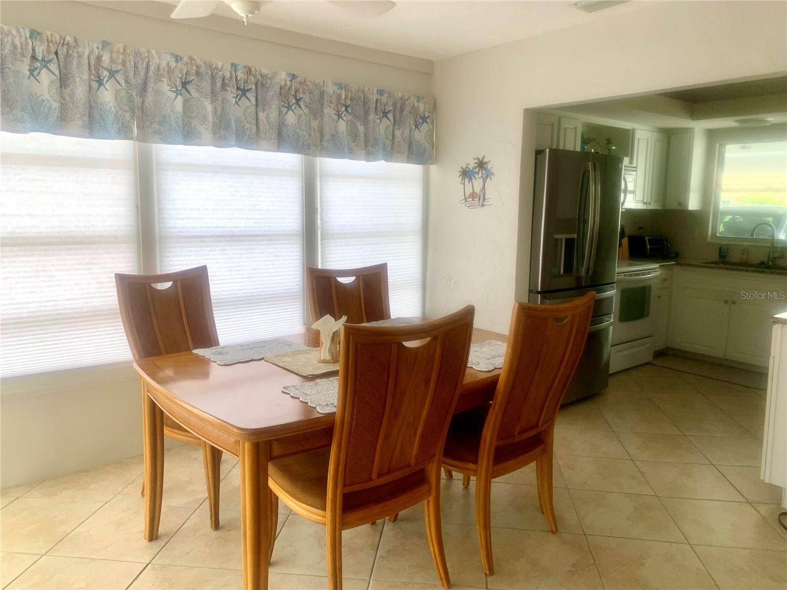 STRATHMORE RIVERSIDE III - Residential Lease