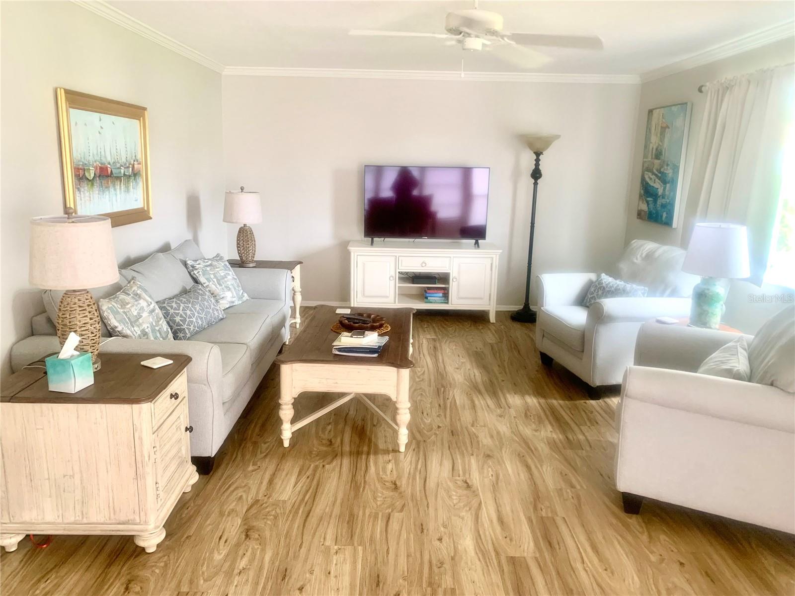 STRATHMORE RIVERSIDE III - Residential Lease