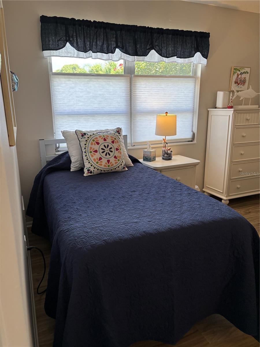 STRATHMORE RIVERSIDE III - Residential Lease